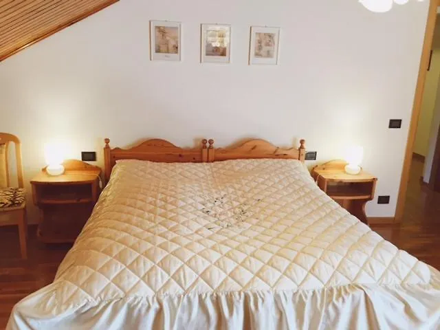 Bed&Breakfast Zattieri Ponte nellʼAlpi 0*,  Włochy